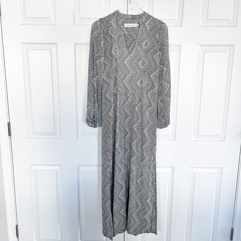 Tbags Los Angeles Black White Chevron Knit Maxi Dress
